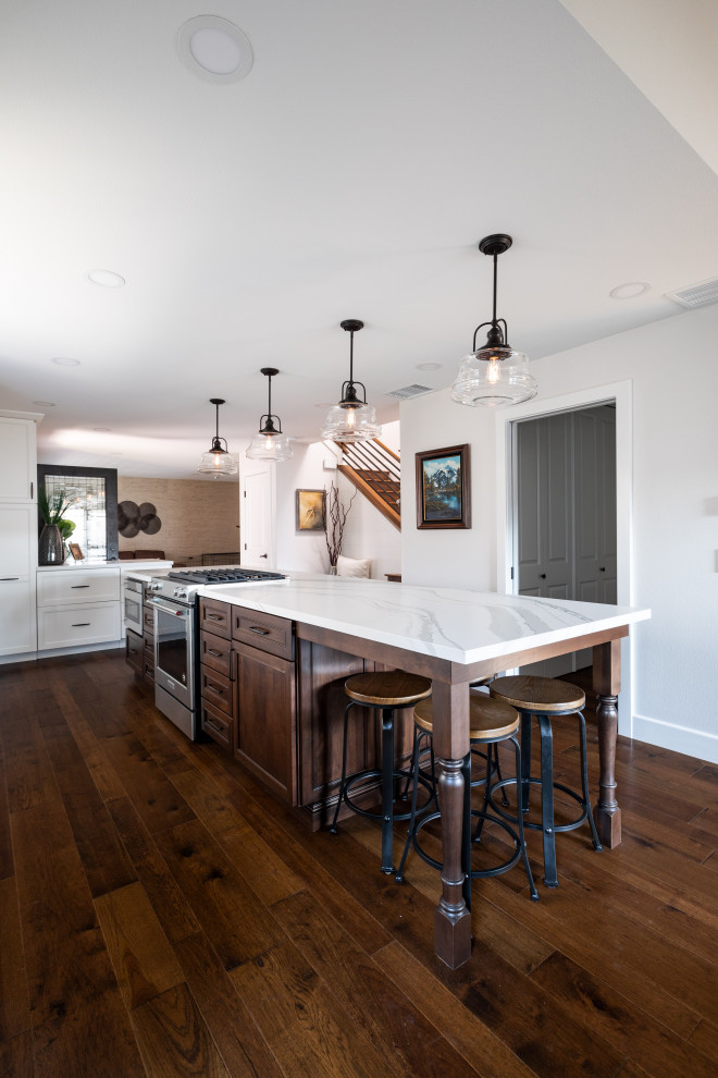 Inspiration for a transitional kitchen remodel in Orange County
