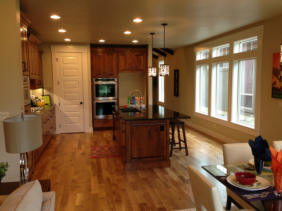 Arts and crafts kitchen photo in Boise