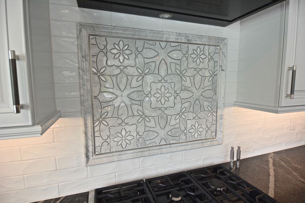 Transitional kitchen photo in Indianapolis
