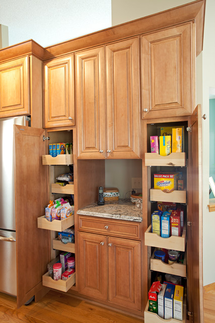 Traditional maple kitchen clasico-cocina