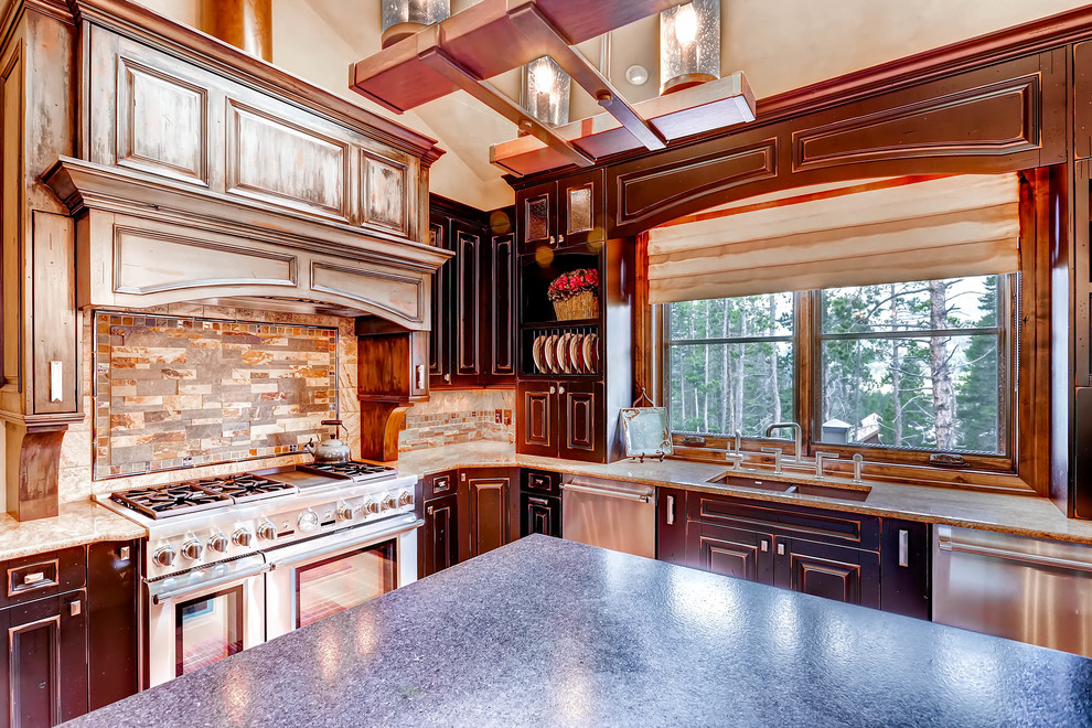 Transitional kitchen photo in Denver