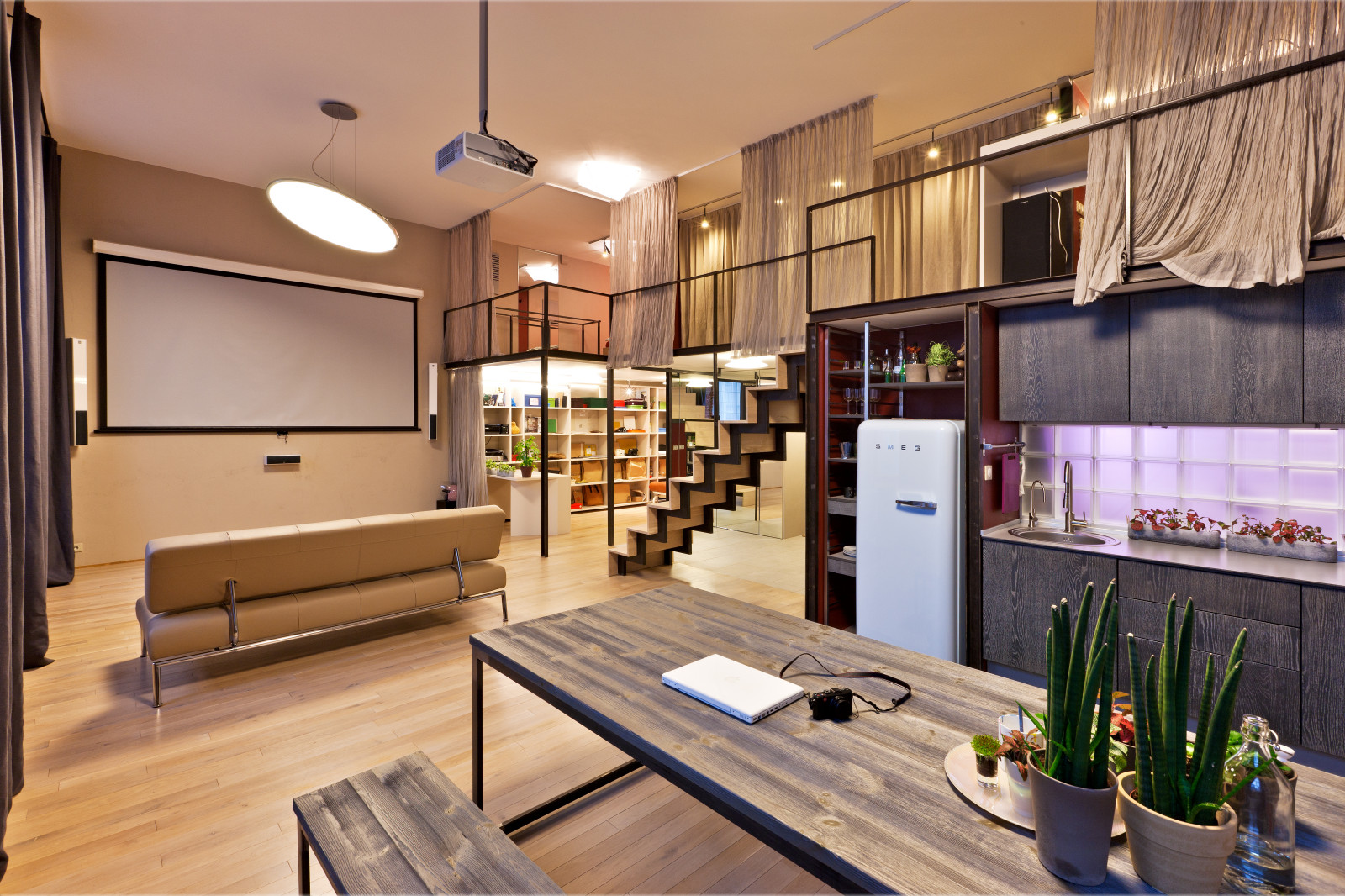 ЛОФТ на ЗАГОРОДНОМ