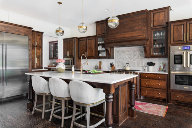 Example of a transitional kitchen design in Austin