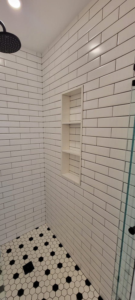 Black & White Ensuite - Transitional - Bathroom - Toronto - by Floor and Bath Design | Houzz