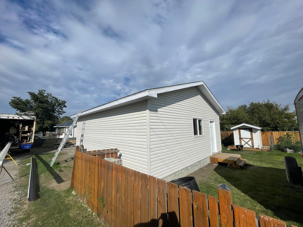24-GARAGE-001-CHAPMAN