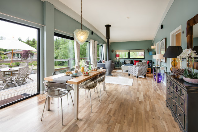 Luxury lodges, Brompton Lakes eclectico-comedor