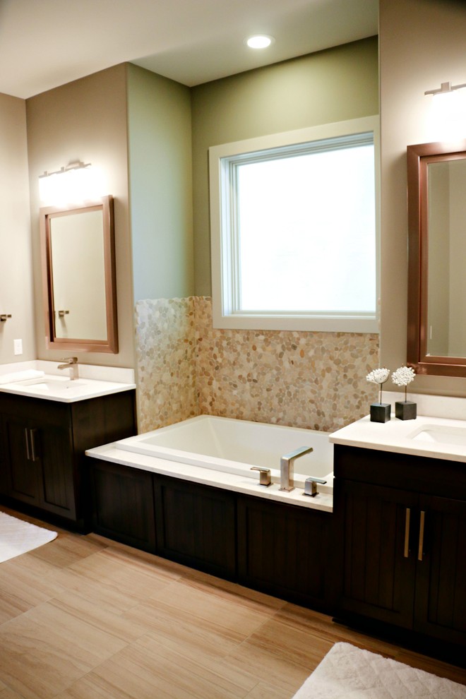 Transitional home design photo in Omaha