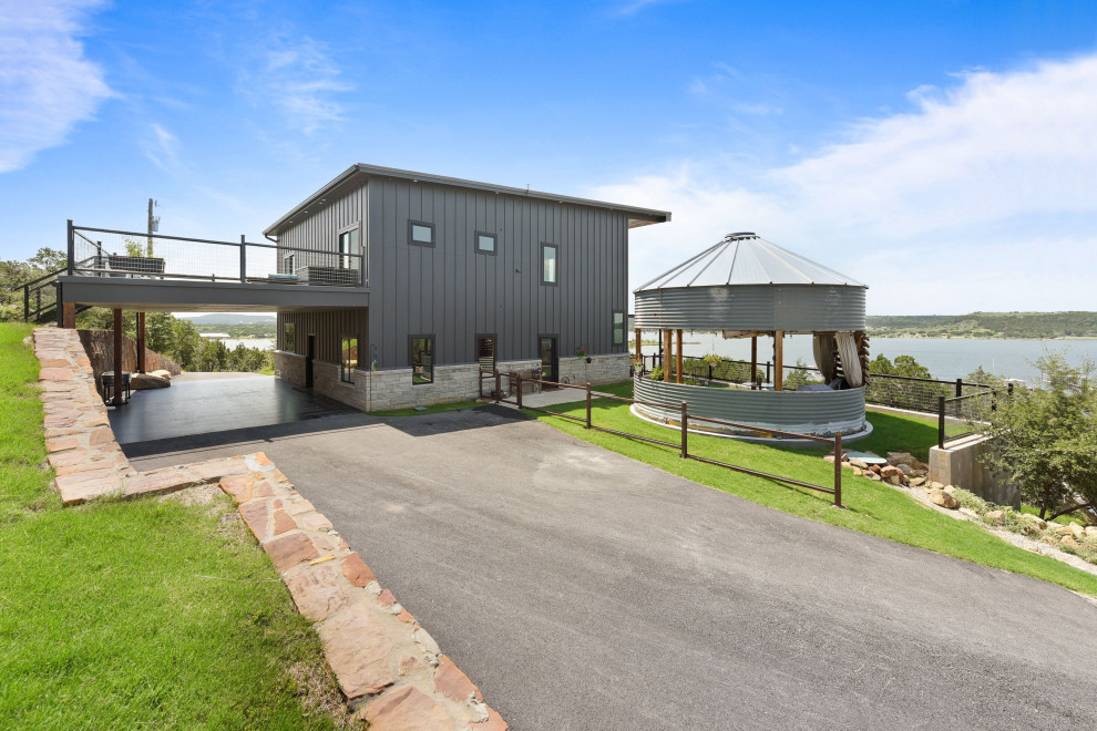Hillside Lake View Home