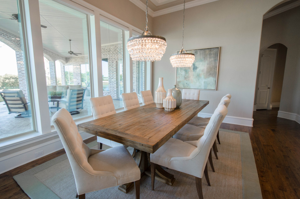 Transitional dining room in Portland.