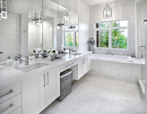Bathroom - rustic bathroom idea in Calgary
