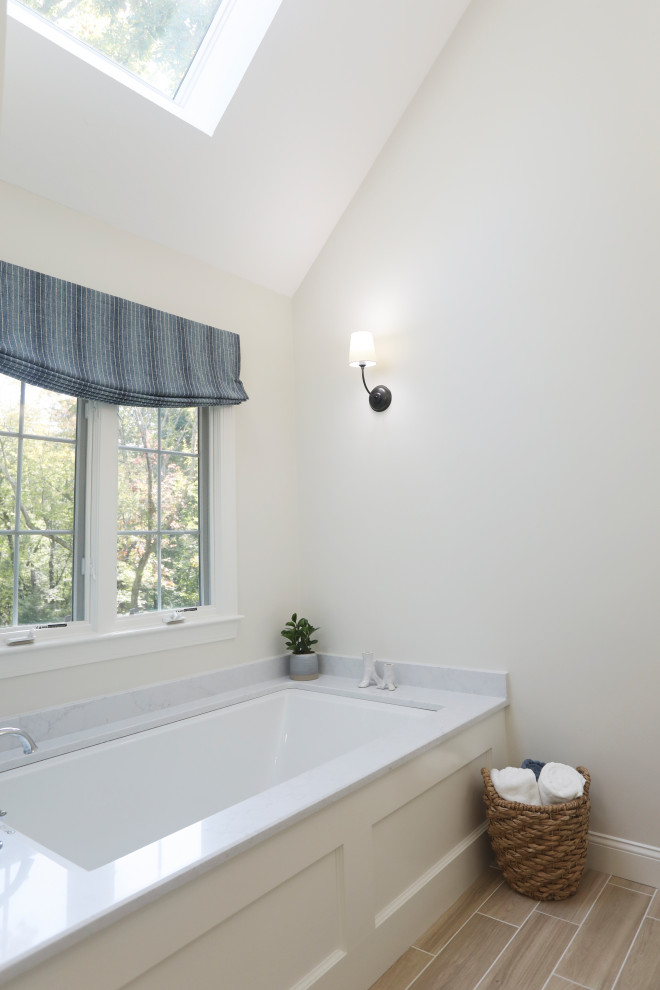 Transitional home design photo in Boston