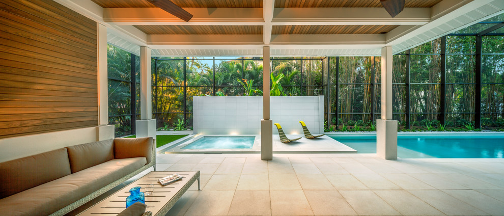 Photo of a contemporary pool in Tampa.