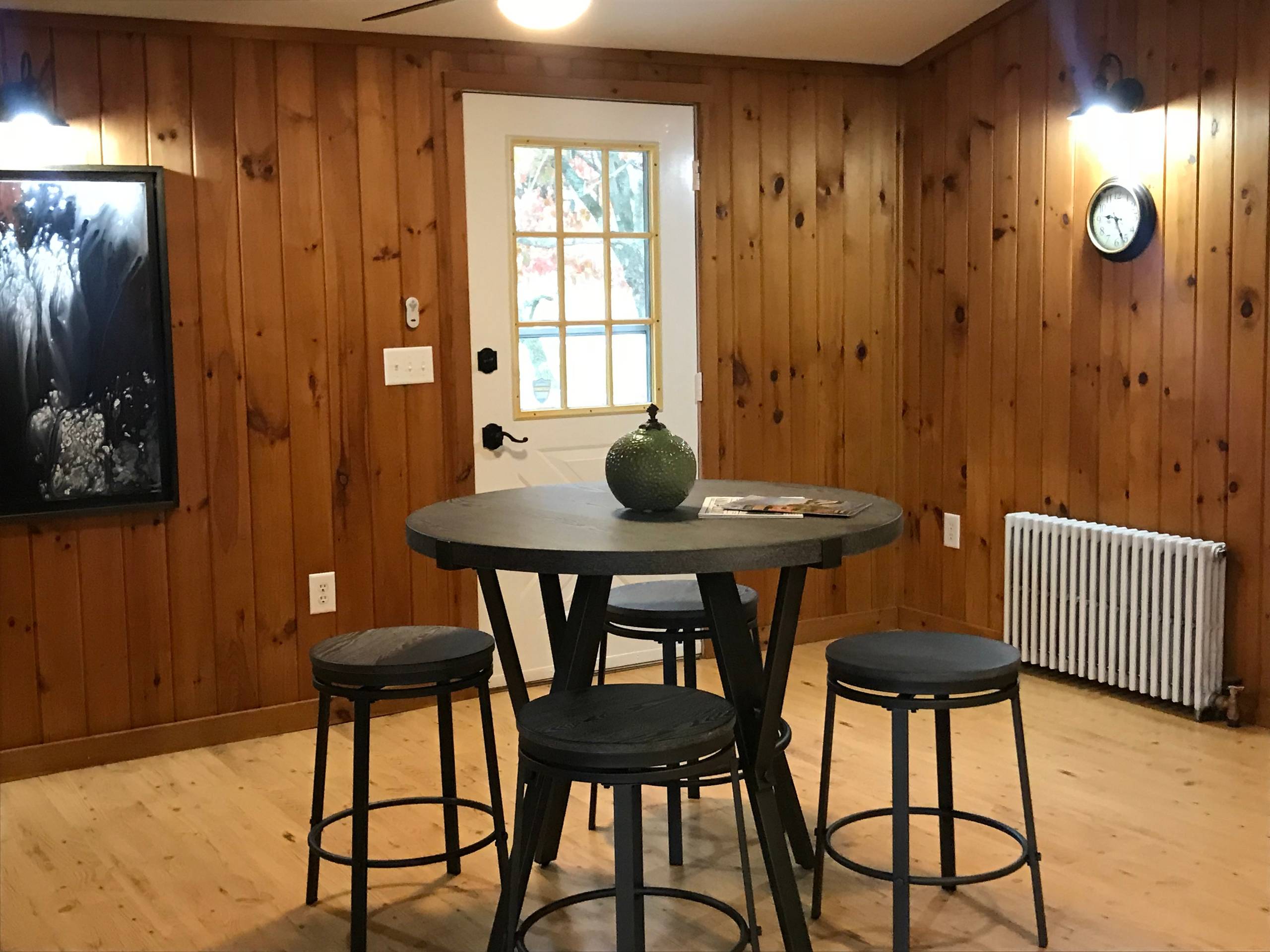 ESOPUS VACANT STAGING