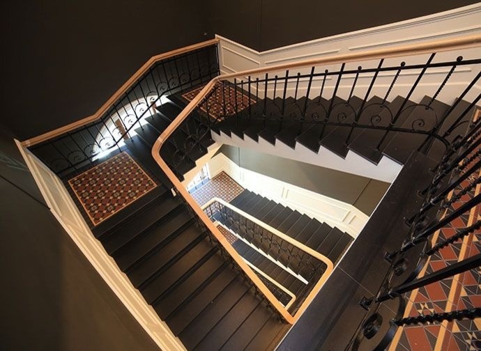 Никольская Плаза