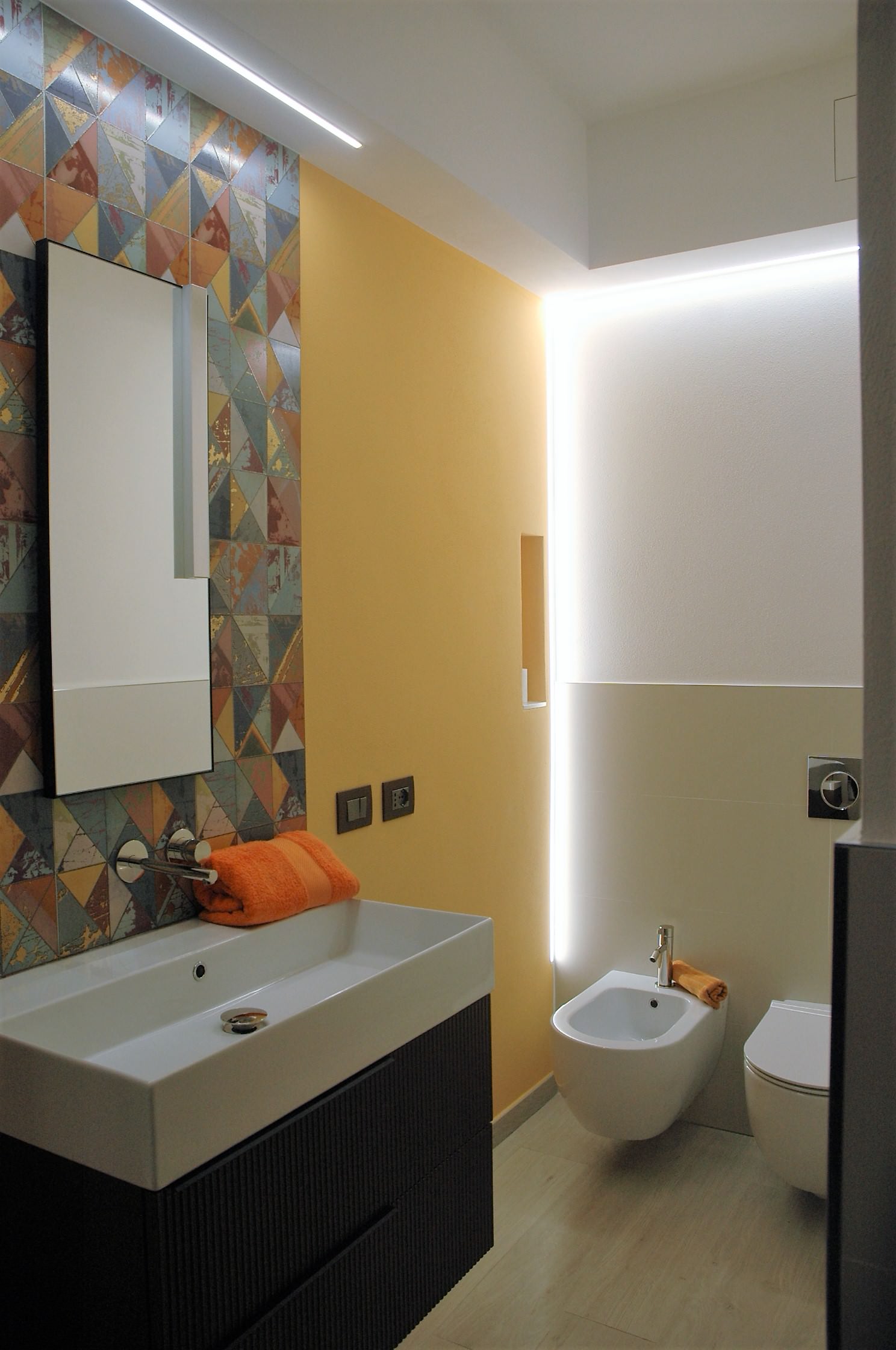 BAGNO A TUTTO COLORE !