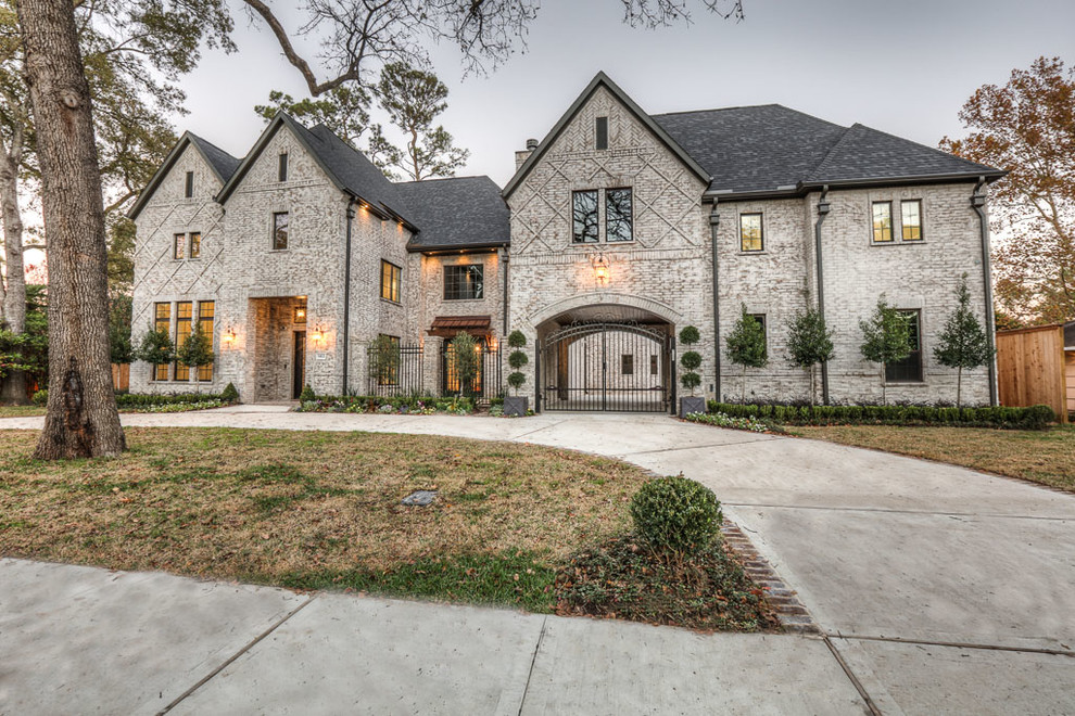 Example of a transitional exterior home design in Houston