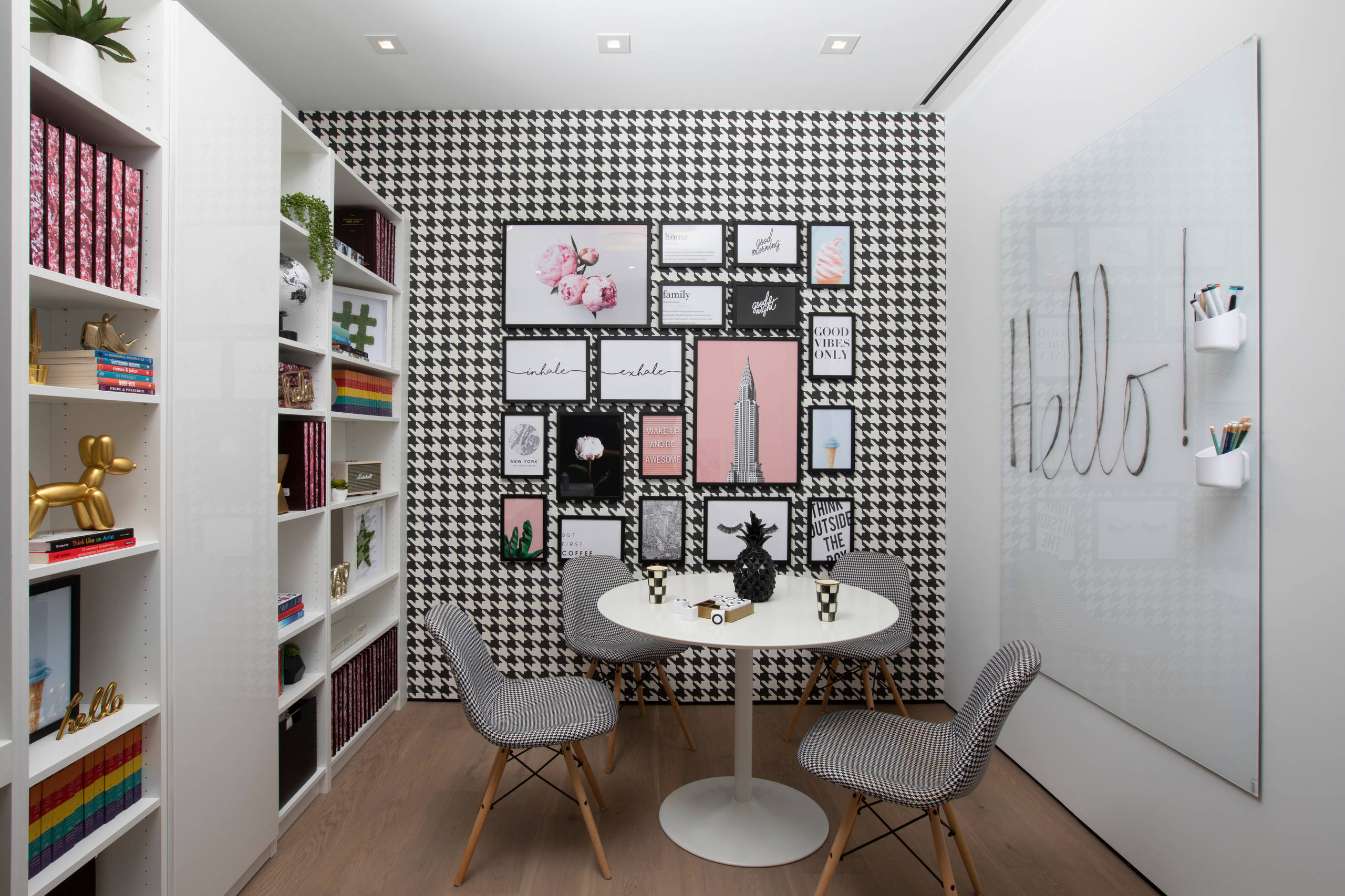 Houzz Tour: Whimsical Home Inspired by Alice in Wonderland