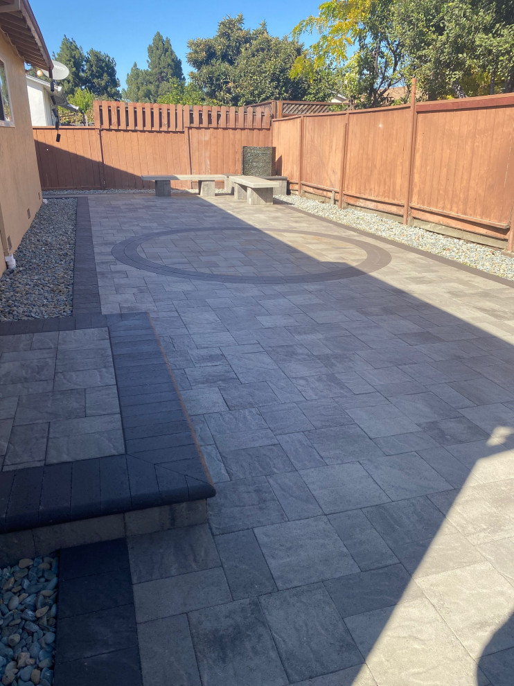Front & Backyard