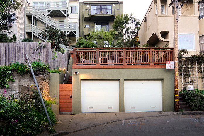 Example of a trendy shed design in San Francisco