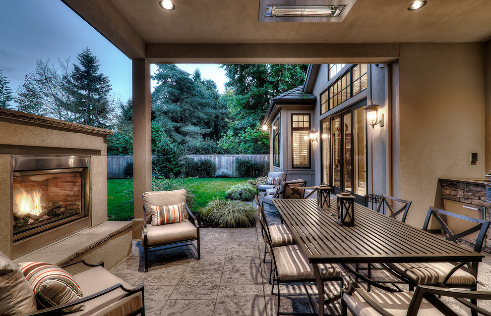 Inspiration for a transitional patio in Seattle.