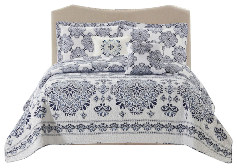 Medallion 5 Piece Quilted Bed Spread Set, King, 102"x90" Traditional