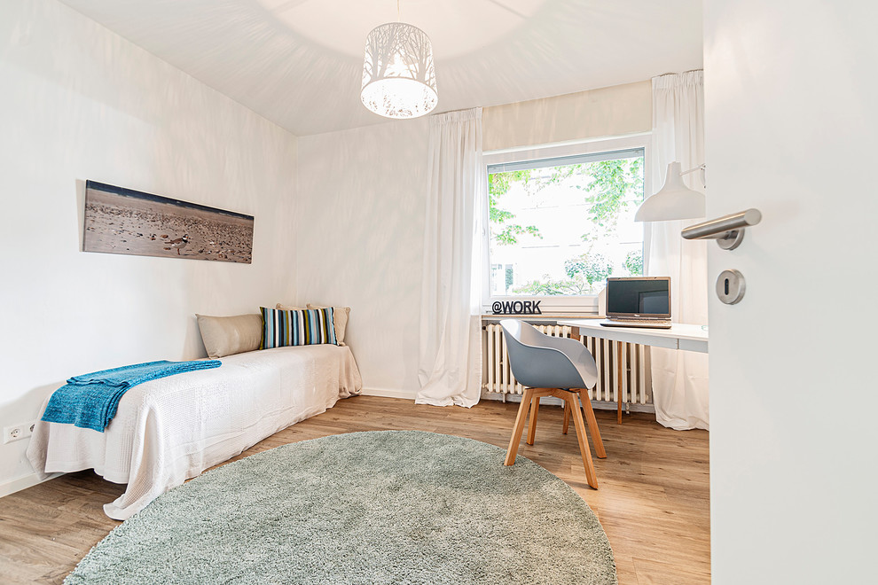 Mid-Century Schlafzimmer in Sonstige