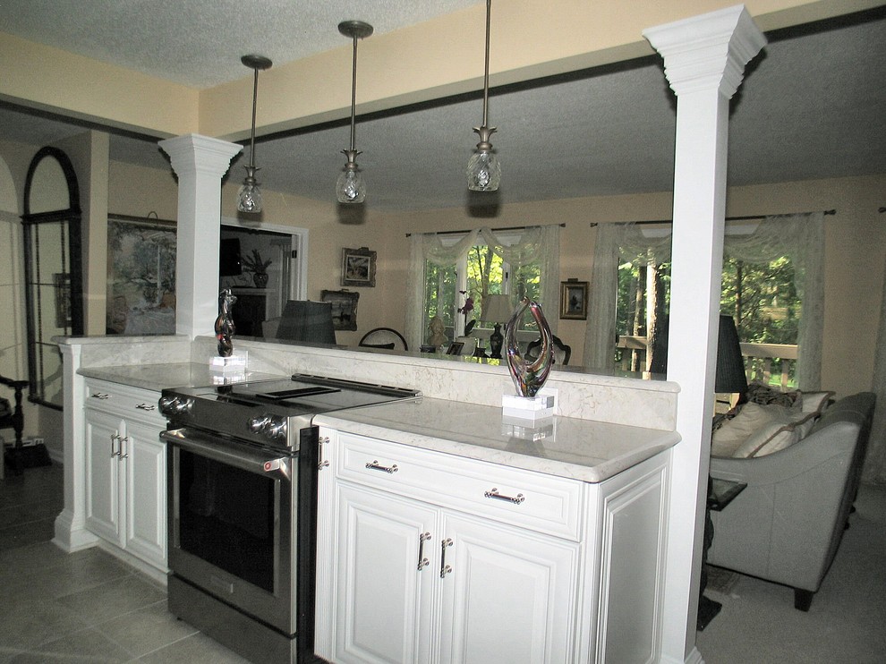 Inspiration for a transitional kitchen remodel in Raleigh