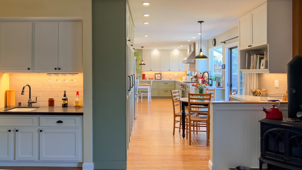 Rosemary Sprig & White