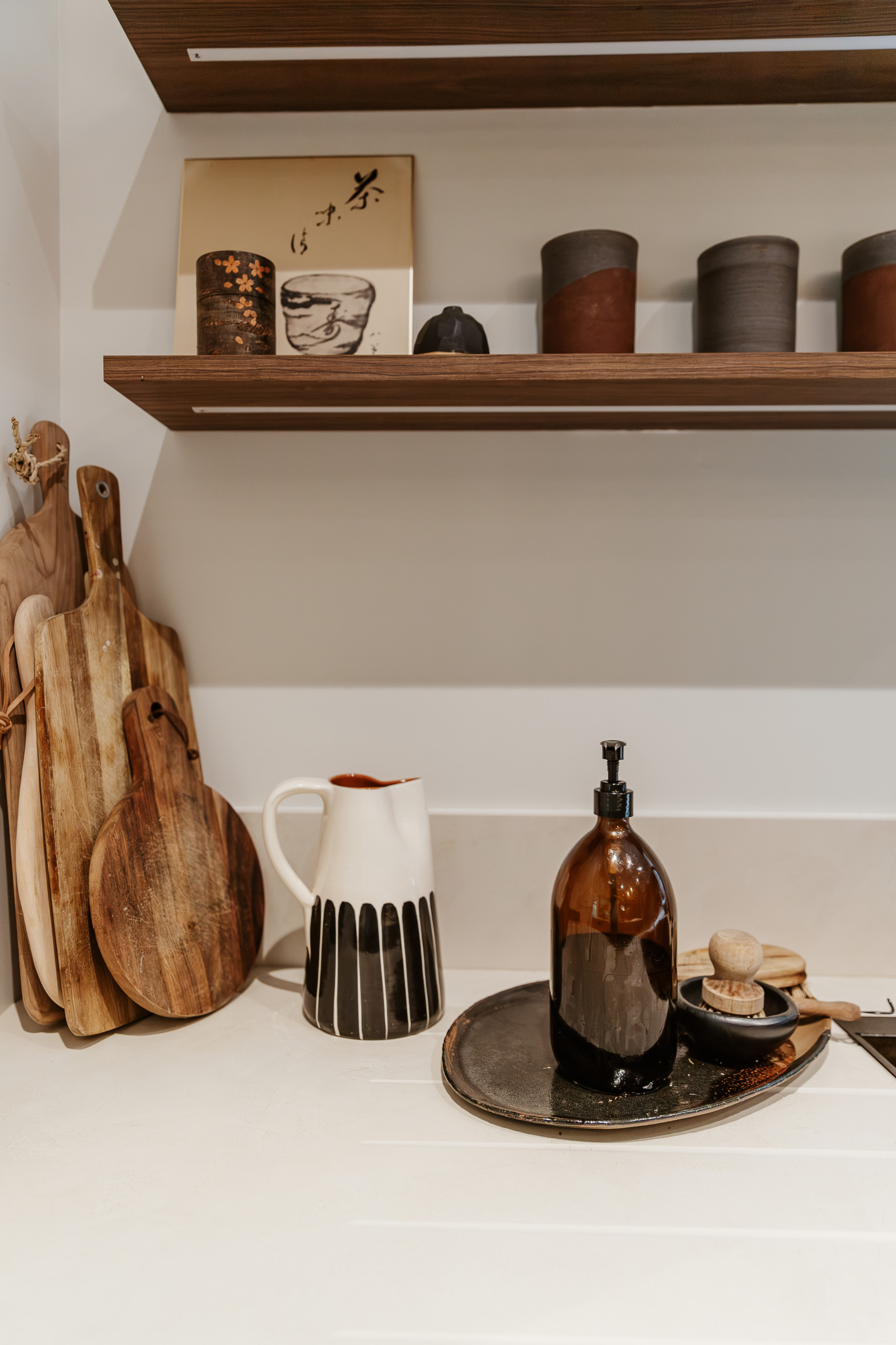 Extension d'une cuisine au style Wabi Sabi