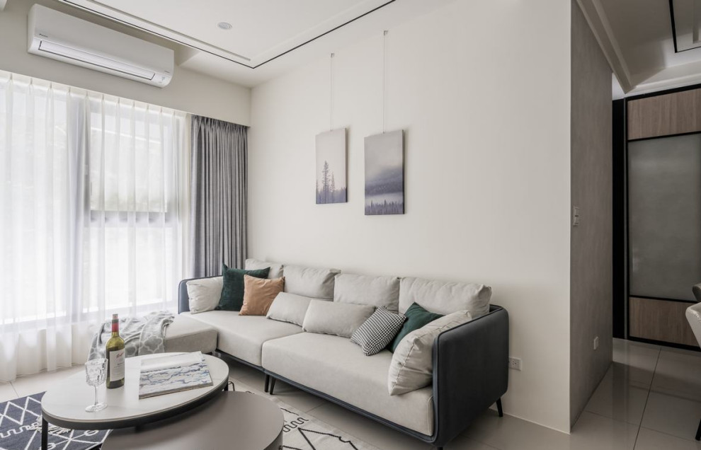 Благородные кремовые тона в современной квартире для большой семьи от L DESIGN