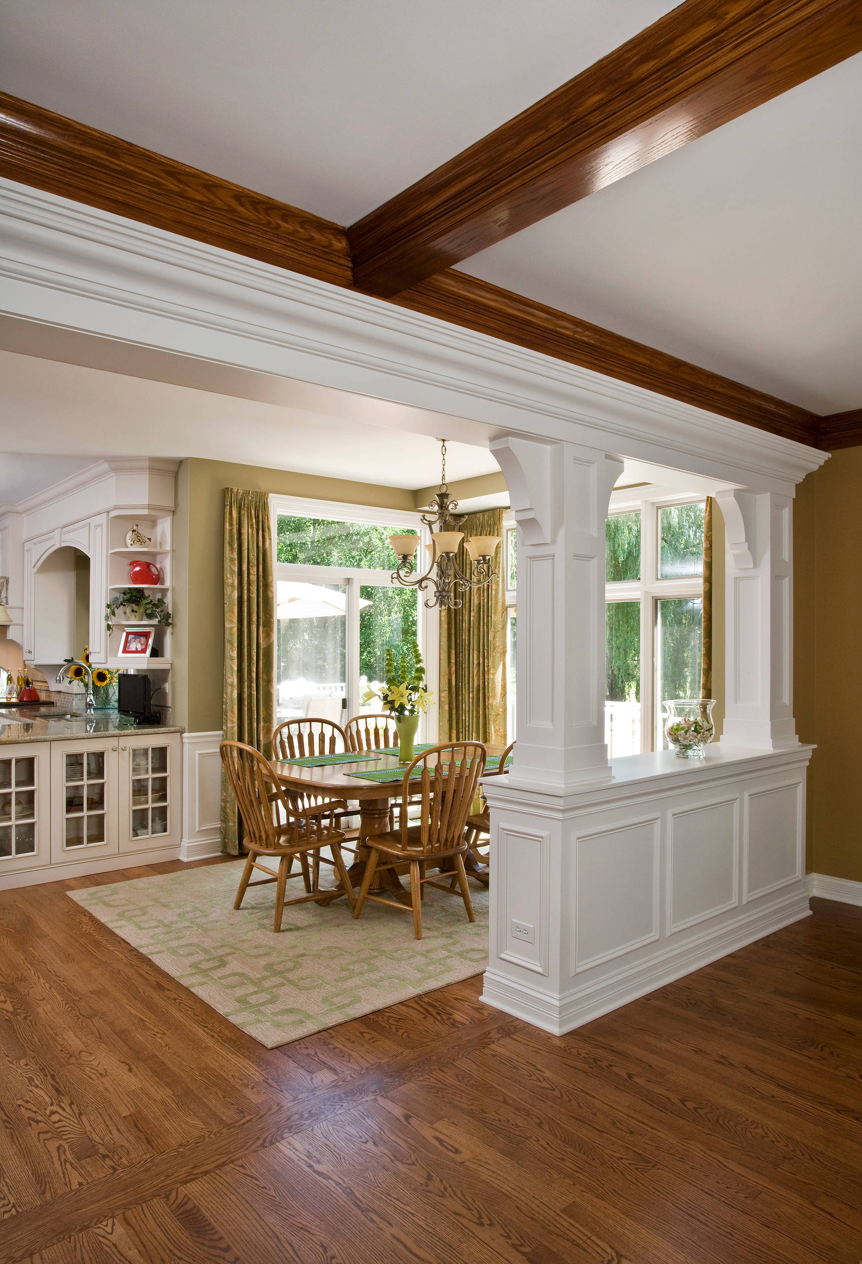 Transition from Family Room to Breakfast Room