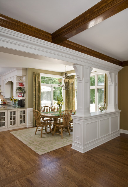 Transition From Family Room To Breakfast Room