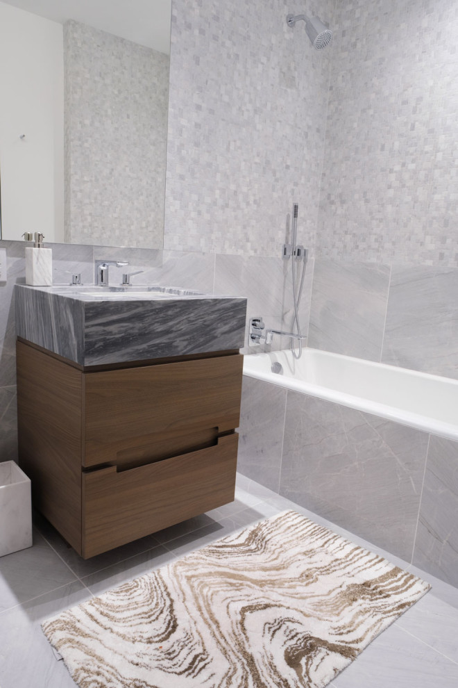 This is an example of a small contemporary bathroom in New York.
