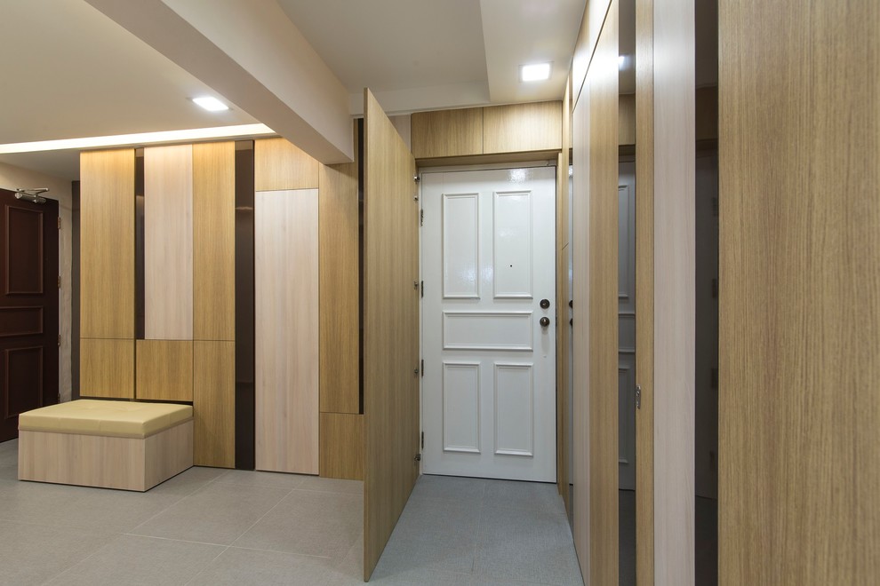 Design ideas for a modern storage and wardrobe in Singapore.