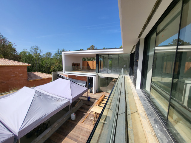 Maison neuve SG 