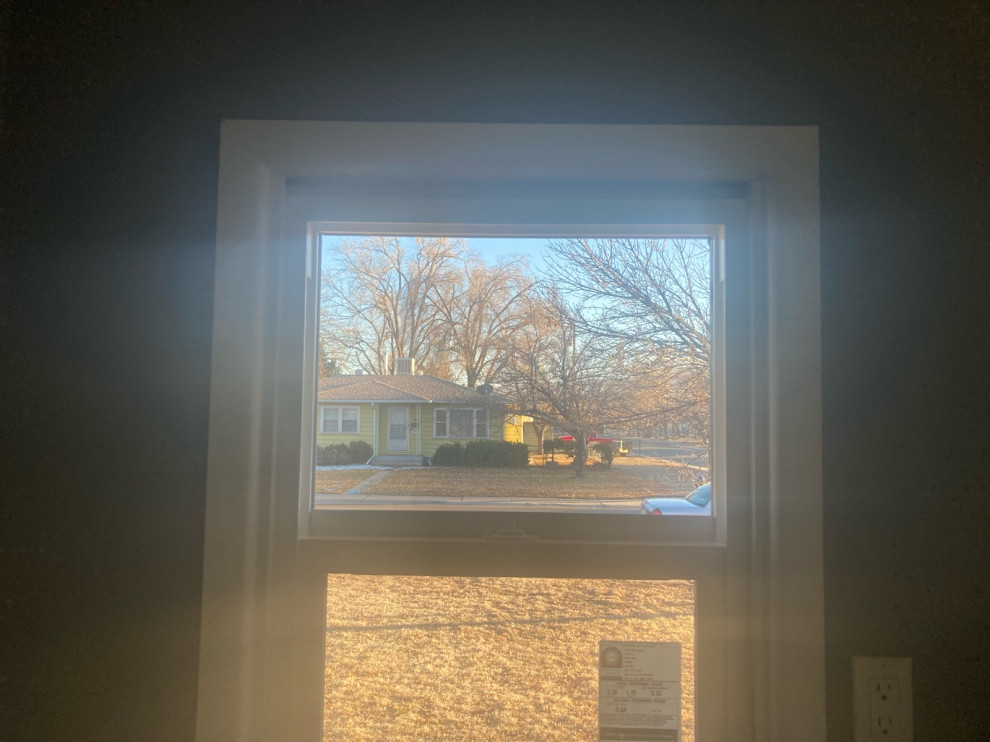 1” gap between window and frame