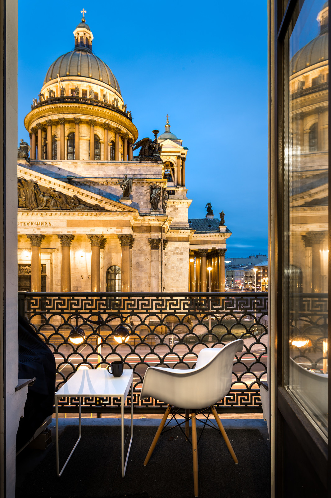 Квартира напротив Исаакиевского собора