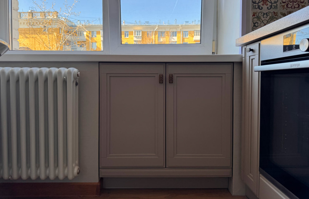 Кухня Фреда из массива дерева в цвете Экрю