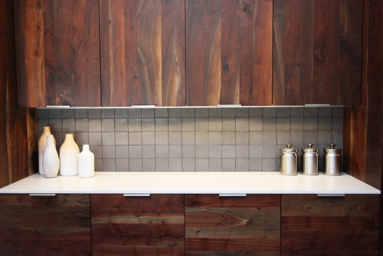 Example of a minimalist kitchen design in Portland