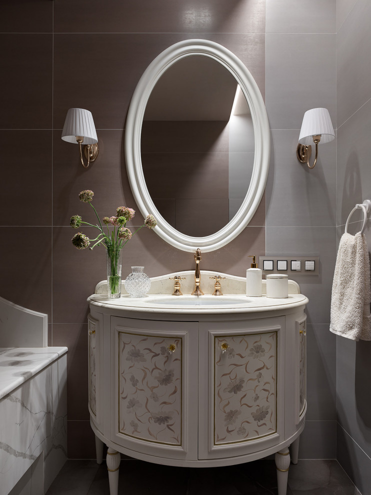 Живописная квартира.