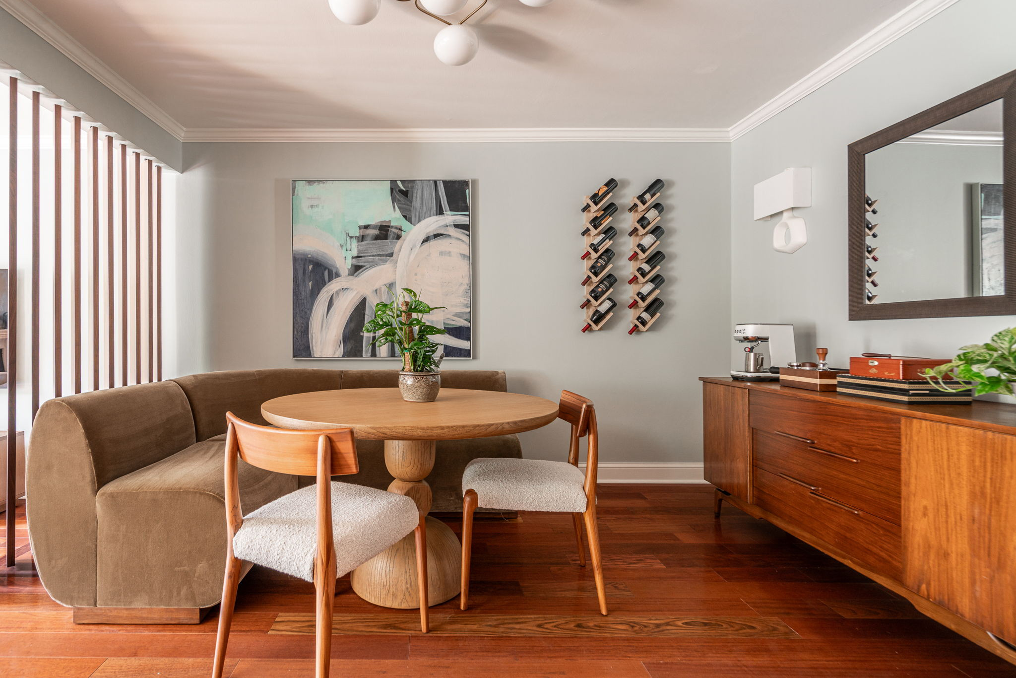 Boho Bachelor Daddy Pad - Bryn Mawr