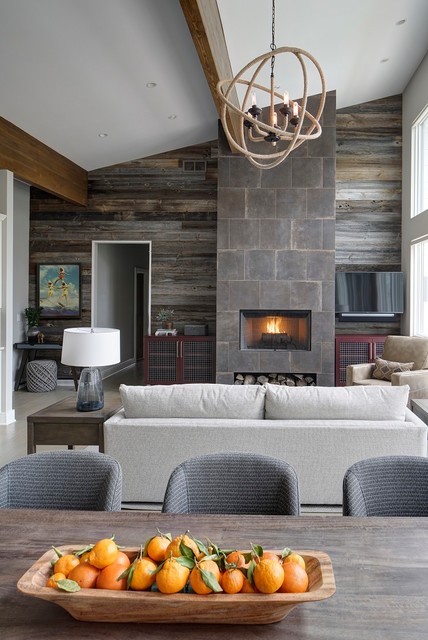 Lake House Luxury contemporaneo-salon