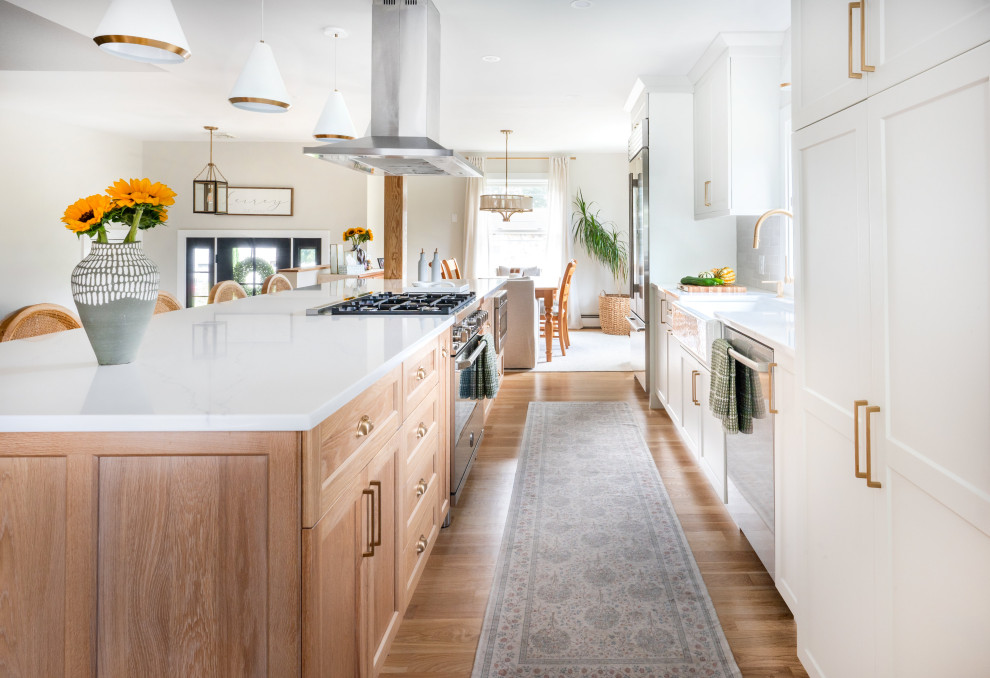 Inspiration for a transitional kitchen remodel in New York