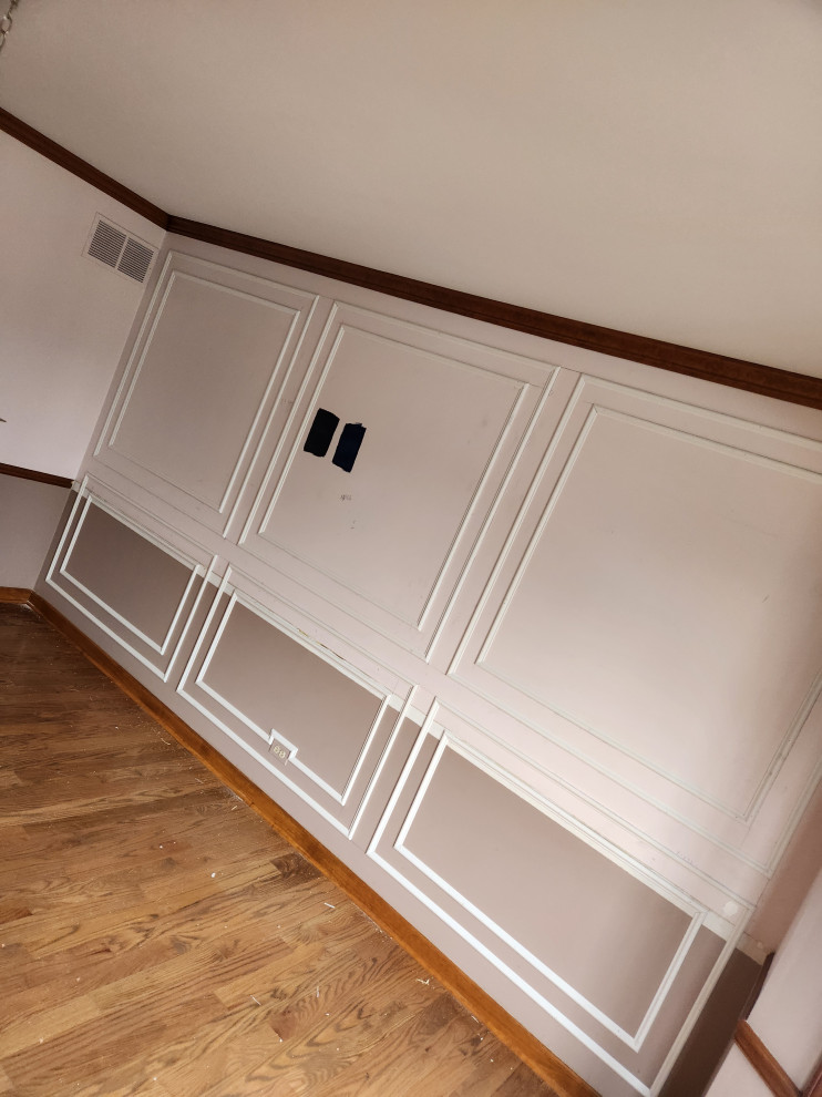 A Trim Classic - Lisle