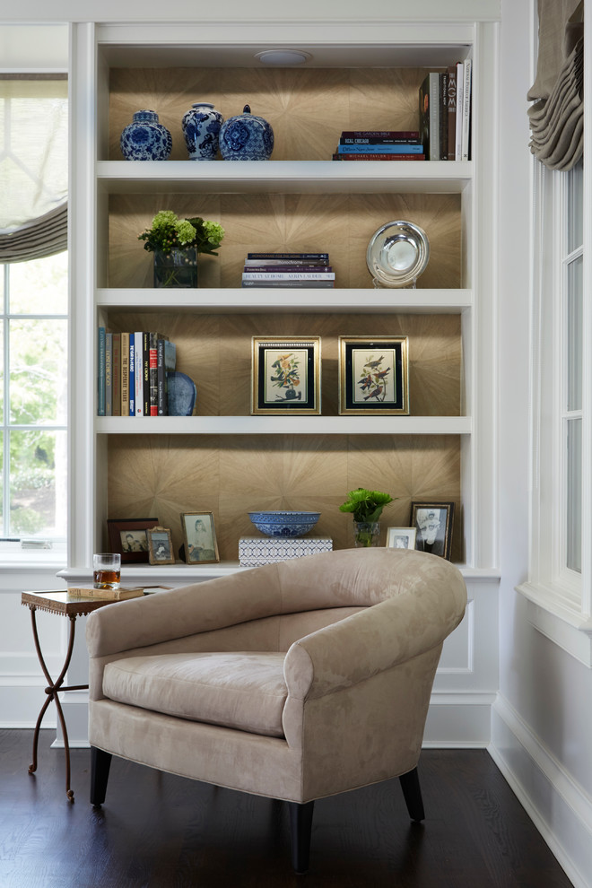Living room - traditional living room idea in Chicago