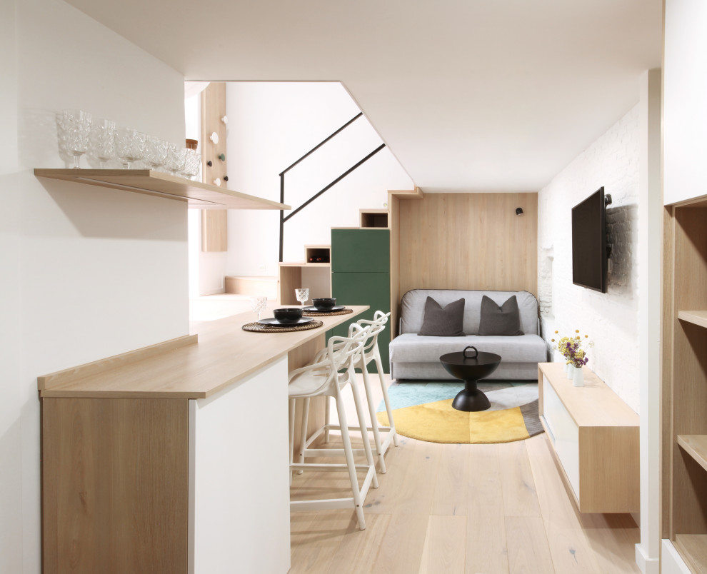 Design ideas for a scandinavian living room in Madrid.