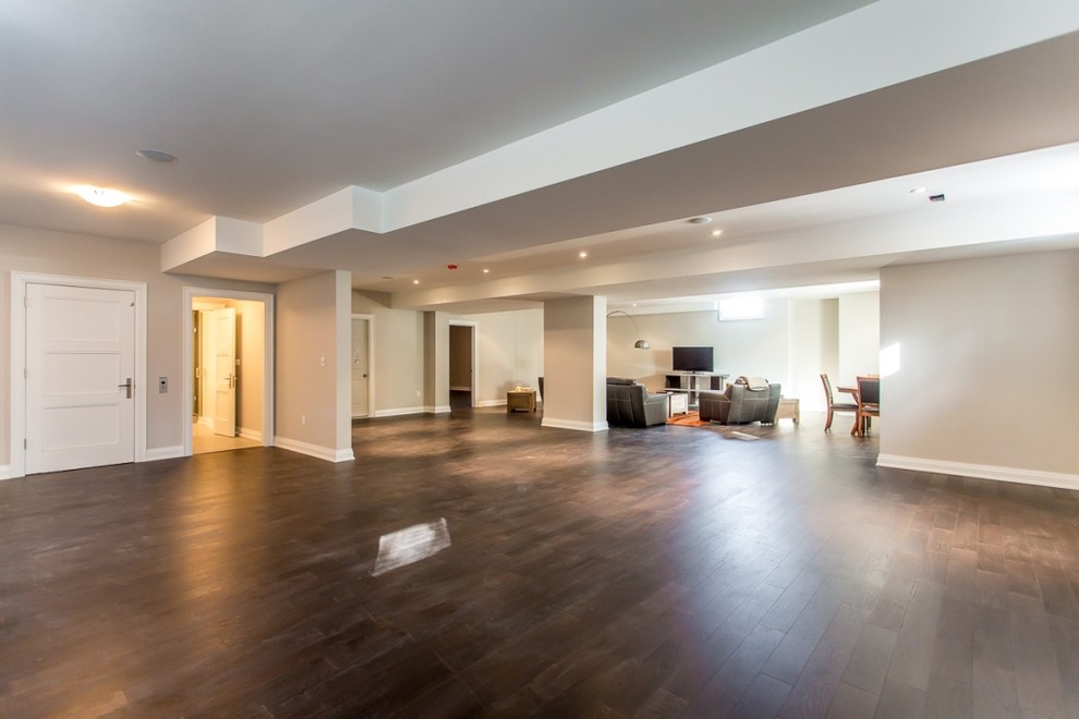 Photo of a contemporary basement in Toronto.