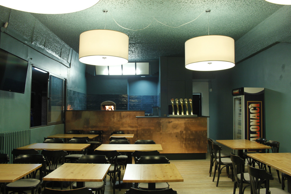 Pizzeria
