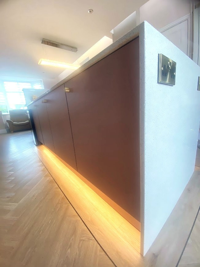 The Burbage Kitchen - Sodermalm - RRP £16,000 - Luxe Price £13,500