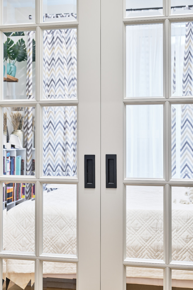 Кантри Г-2 Ral 9010 в квартире современного стиля